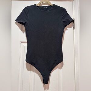 A&F Short-Sleeve Cotton-Blend Seamless Fabric Crew Bodysuit - Black - Medium